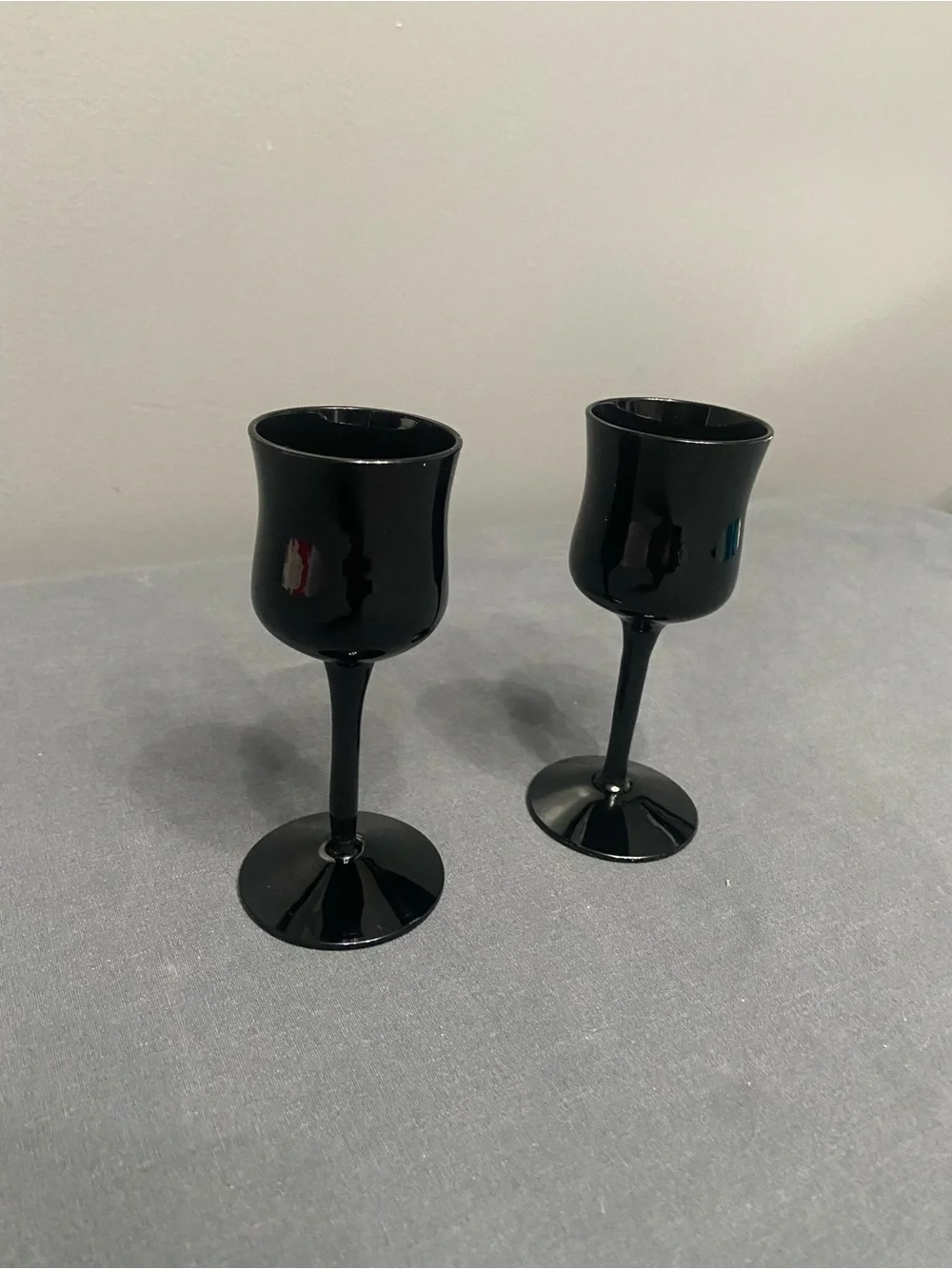 AMERICAN MANOR 2 ebony black glass cordial liqueur stemware amethyst MCM 1960-70
